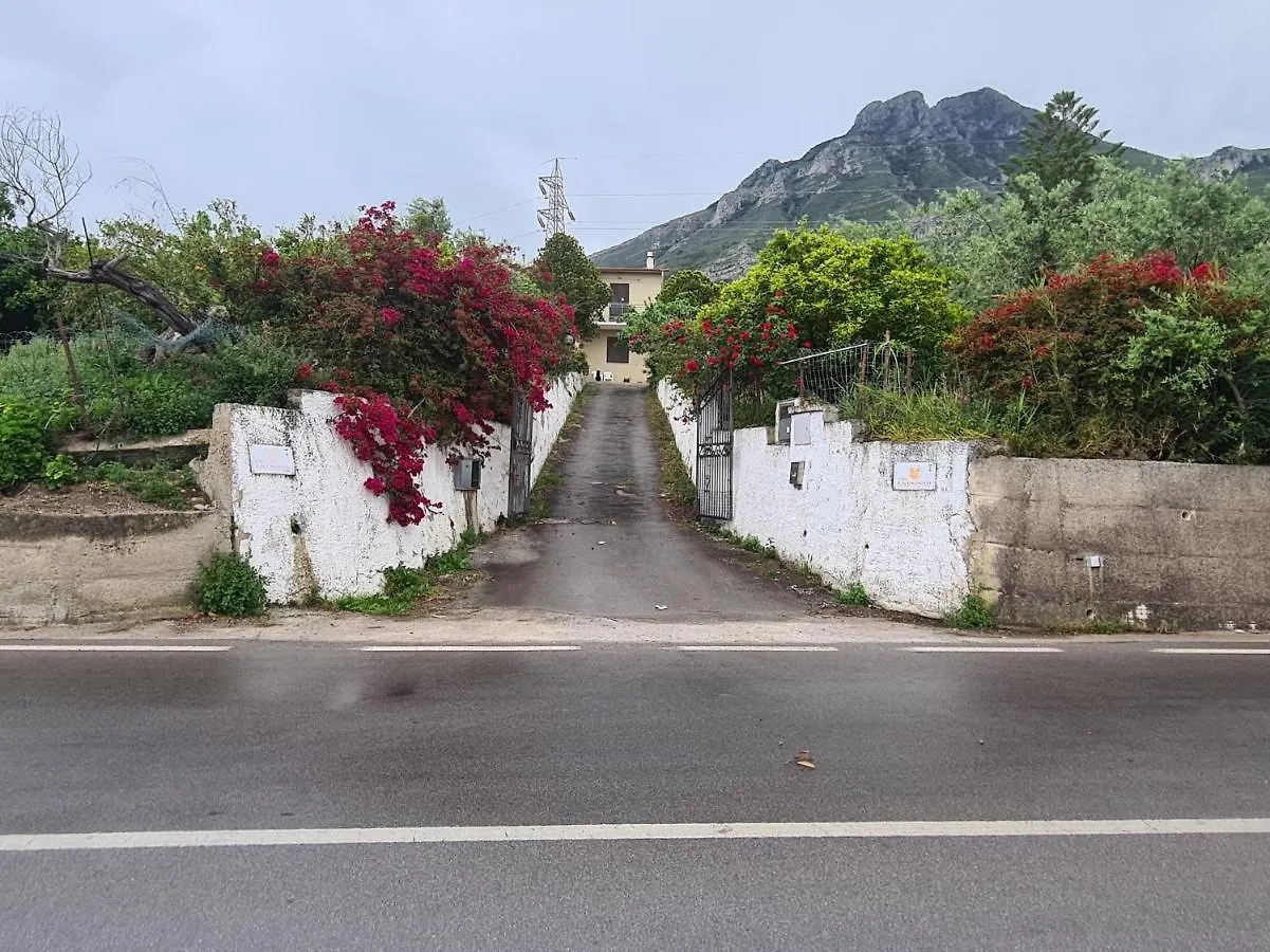 Casa vacanze Villa Calcasacco Termini Imerese Italia