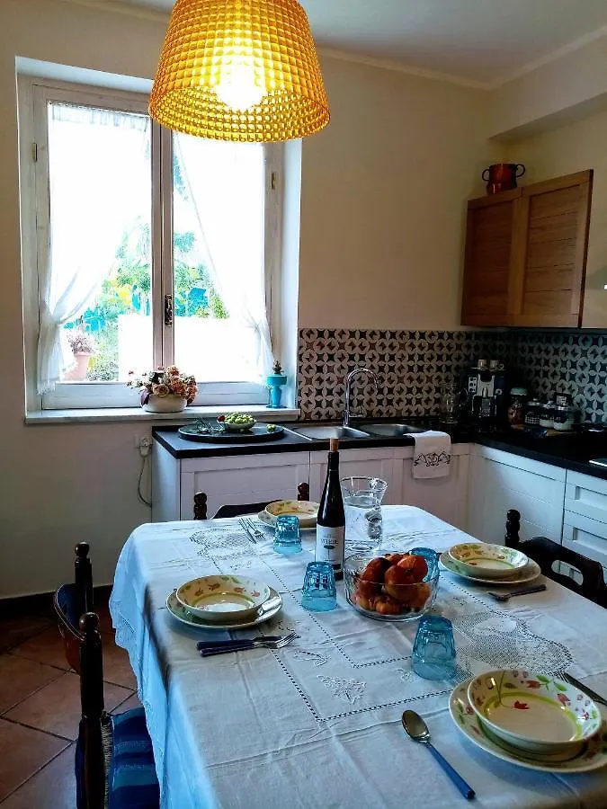 Villa Calcasacco Termini Imerese 0*,